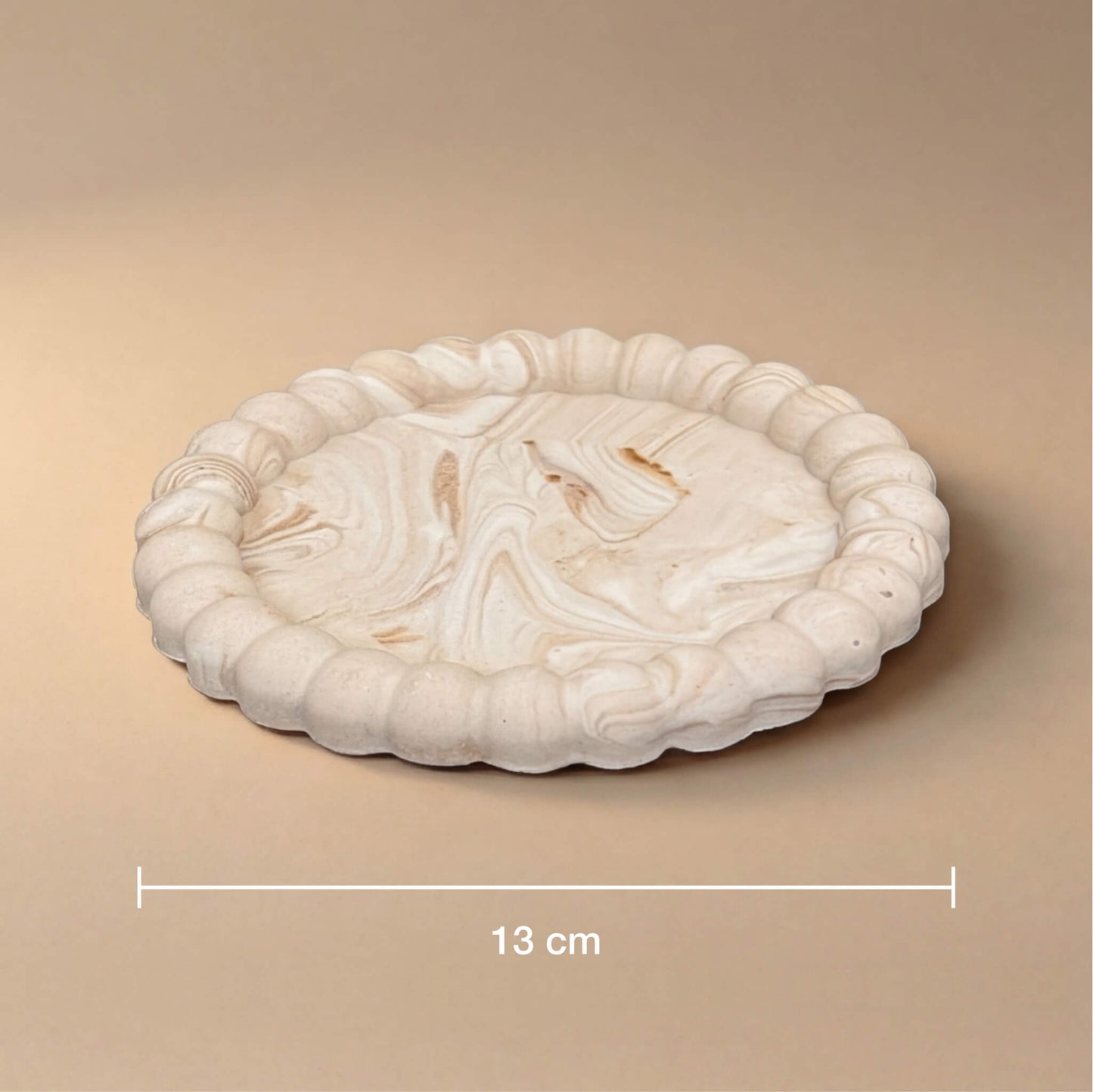 13 cm skersmens gėlės formos padėkliuko matmenys.